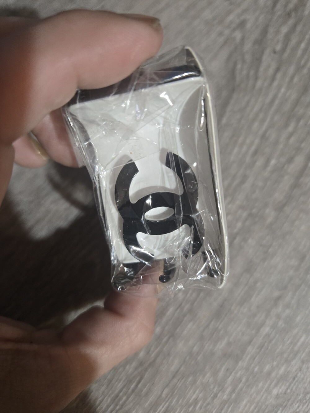 Hair Clip Help Please